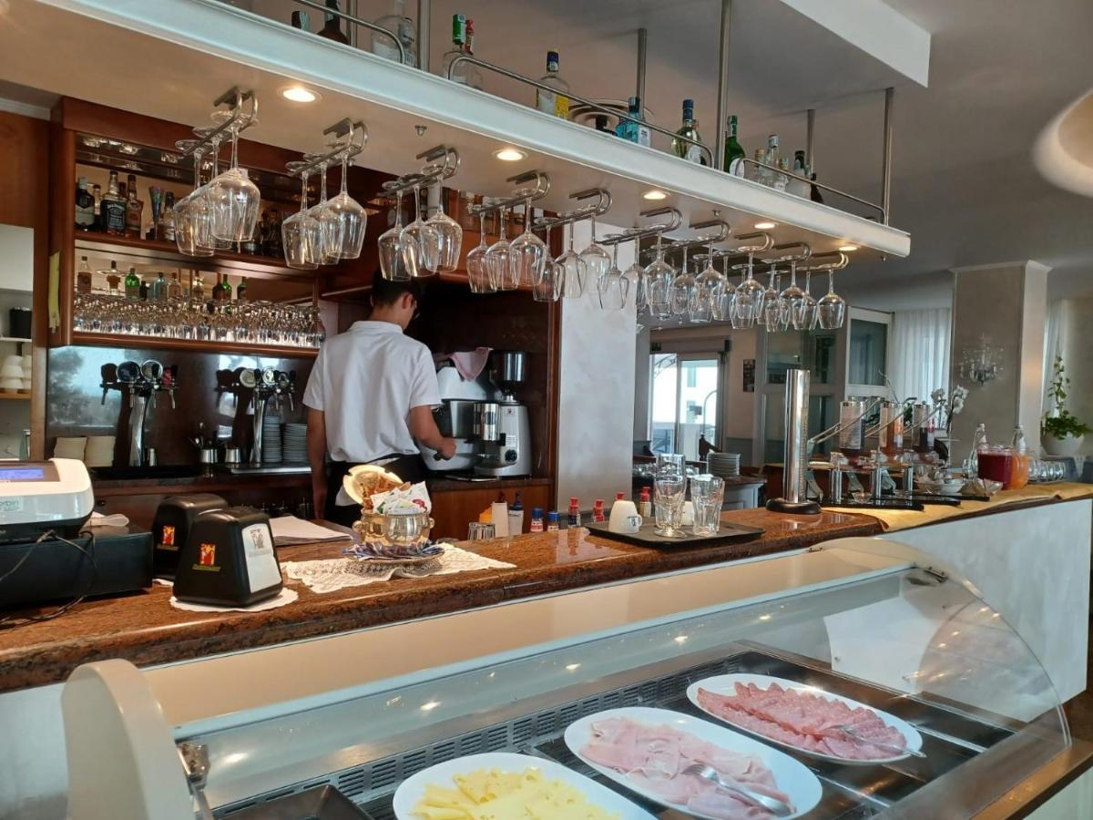 Grand Hotel Playa Lignano Sabbiadoro Exterior foto